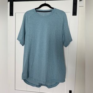 Lululemon License to Train Shirt XL